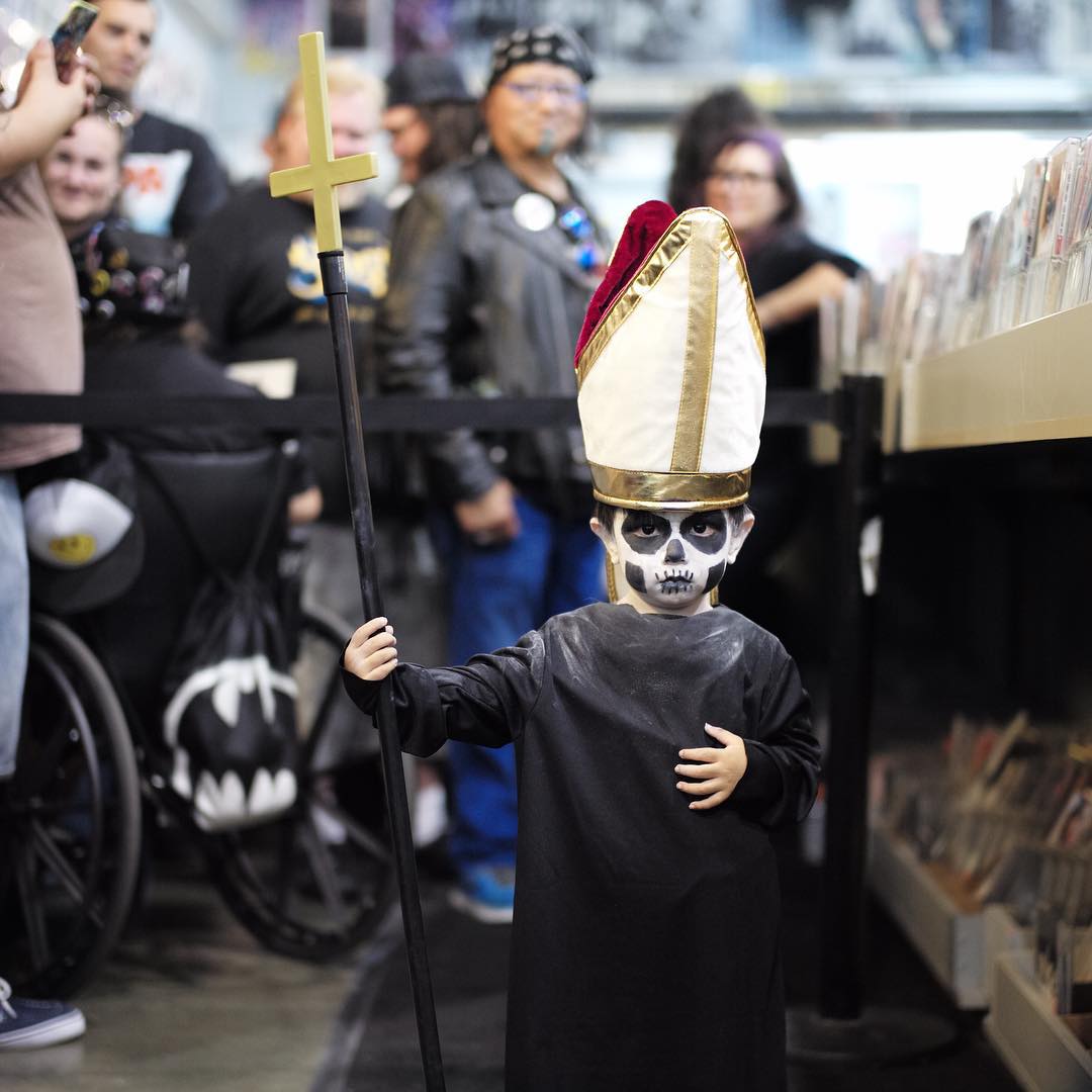 kid-papa-emeritus